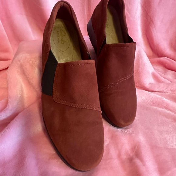 Womens Clarks suede shoe - Picture 2 of 3